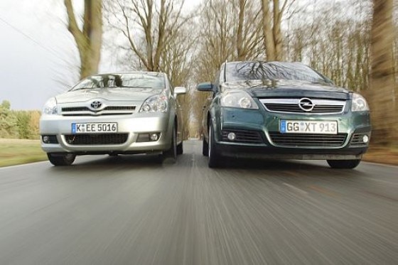 Diesel-Vergleich: Zafira gegen Corolla Verso