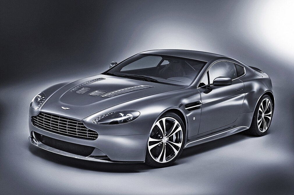 Aston Martin V12 Vantage