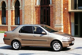 Fiat Albea contra Dacia Logan