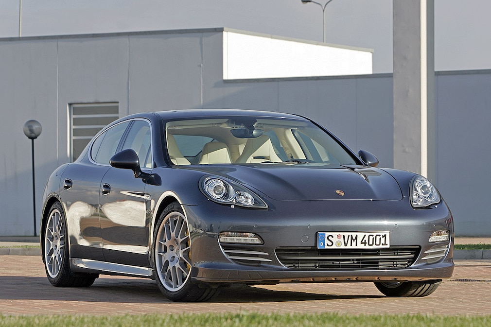 Porsche Panamera 4S