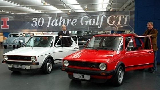 Vor 30 Jahren rollte er zum ersten Mal vom Fließband, heute ist der "GTI" eine lebende Legende. Seiner Lebensgeschichte widmet das "AutoMuseum Volkswagen" (Wolfsburg, Dieselstraße 35) jetzt eine Sonderausstellung.
