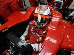 Kimi Räikkönen musste heute lange Zeit in der Ferrari-Box warten
