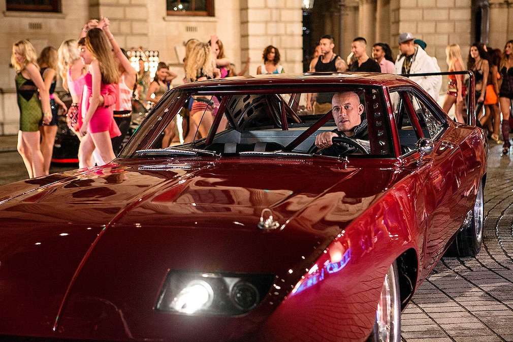 Fast and Furious 4: "Neues Modell. Originalteile."