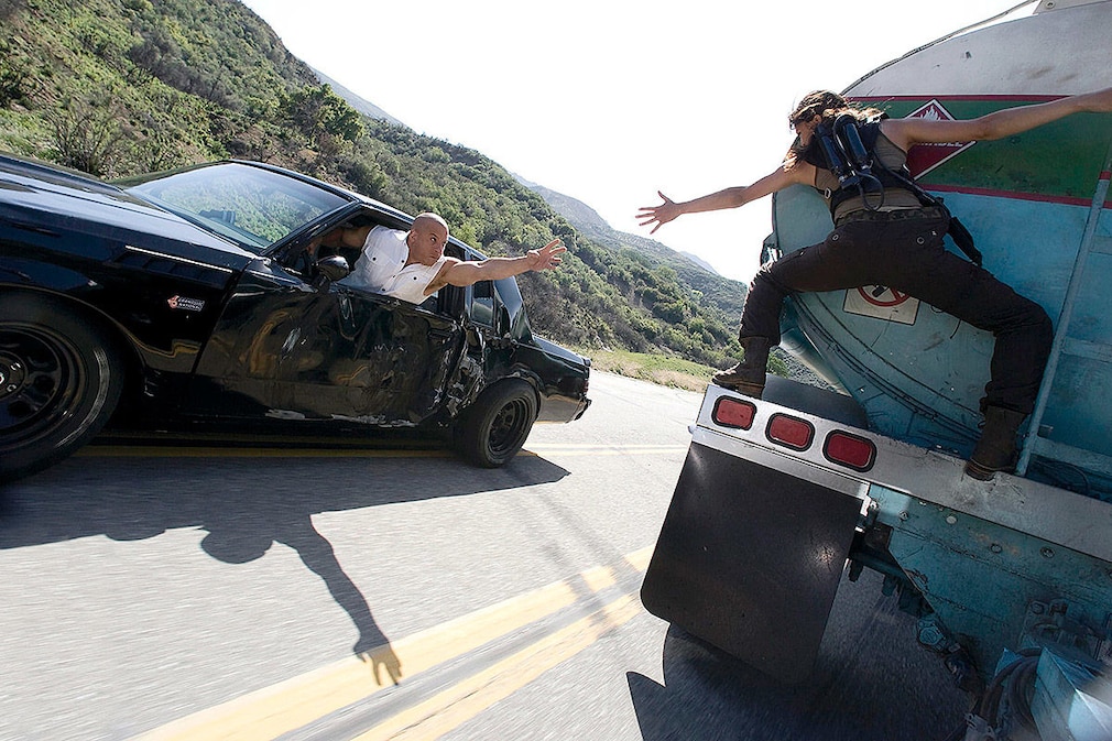 Fast and Furious 4: "Neues Modell. Originalteile."