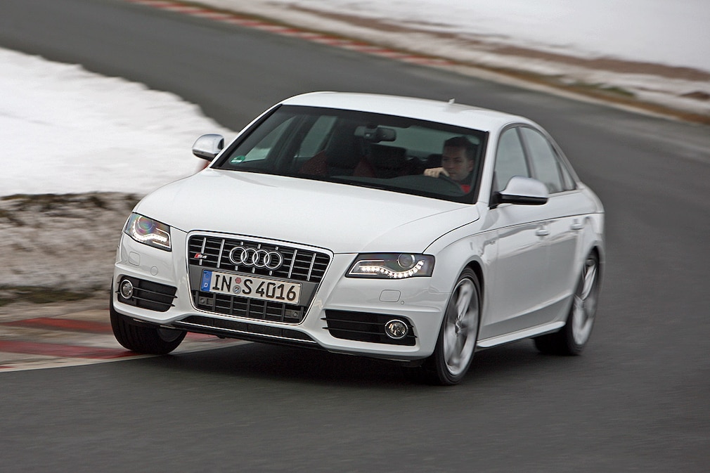 Audi S4