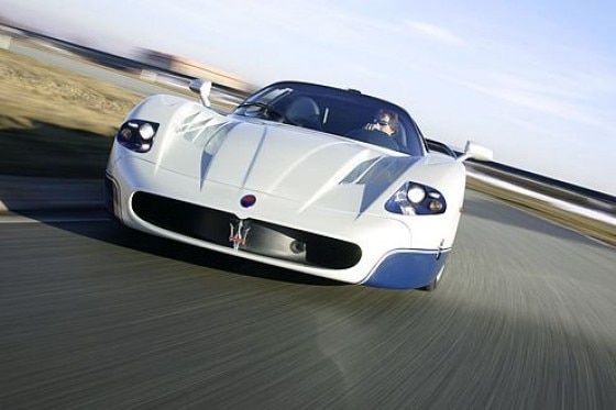 Test Maserati MC12 Stradale