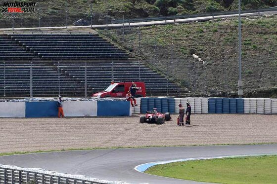 Formel-1-Tests 2009, Kimi Räikkönen, Ferrari im Kiesbett von Jerez
