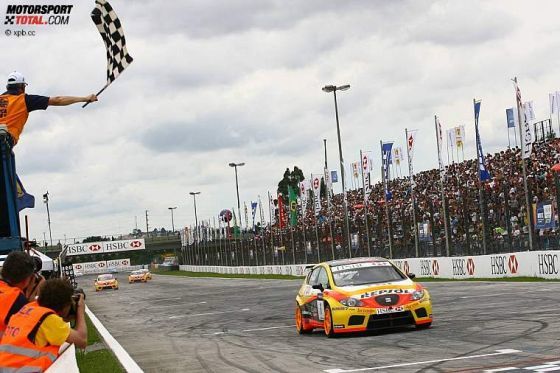WTCC 2009 Yvan Muller Seat Leon TDI