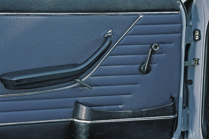 Audi 100 LS