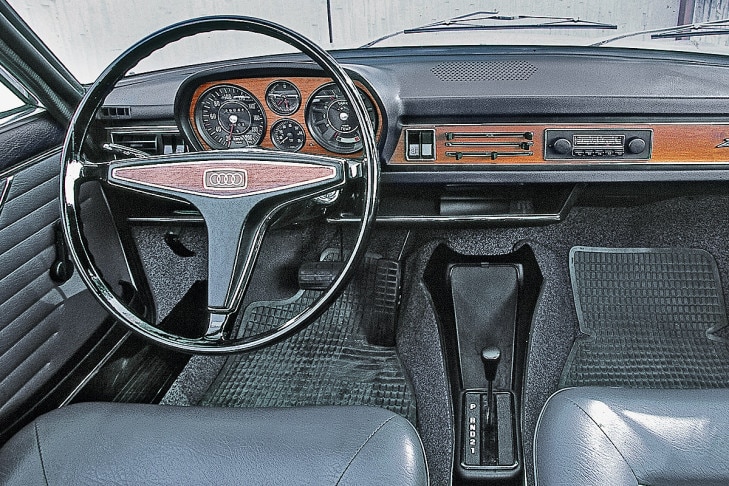 Audi 100 LS