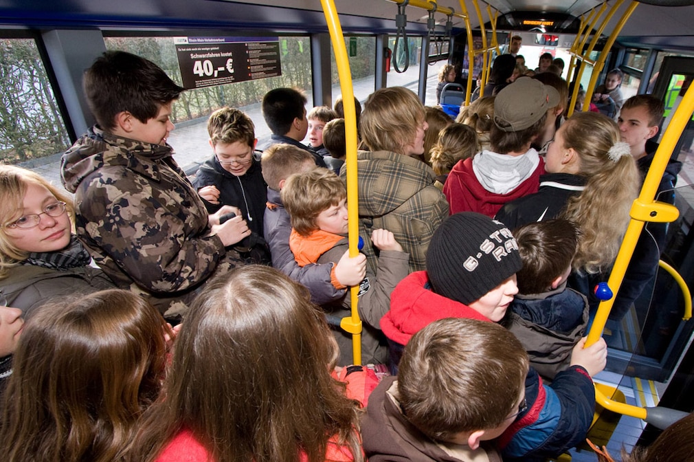 ADAC Schulbus-Check 2008