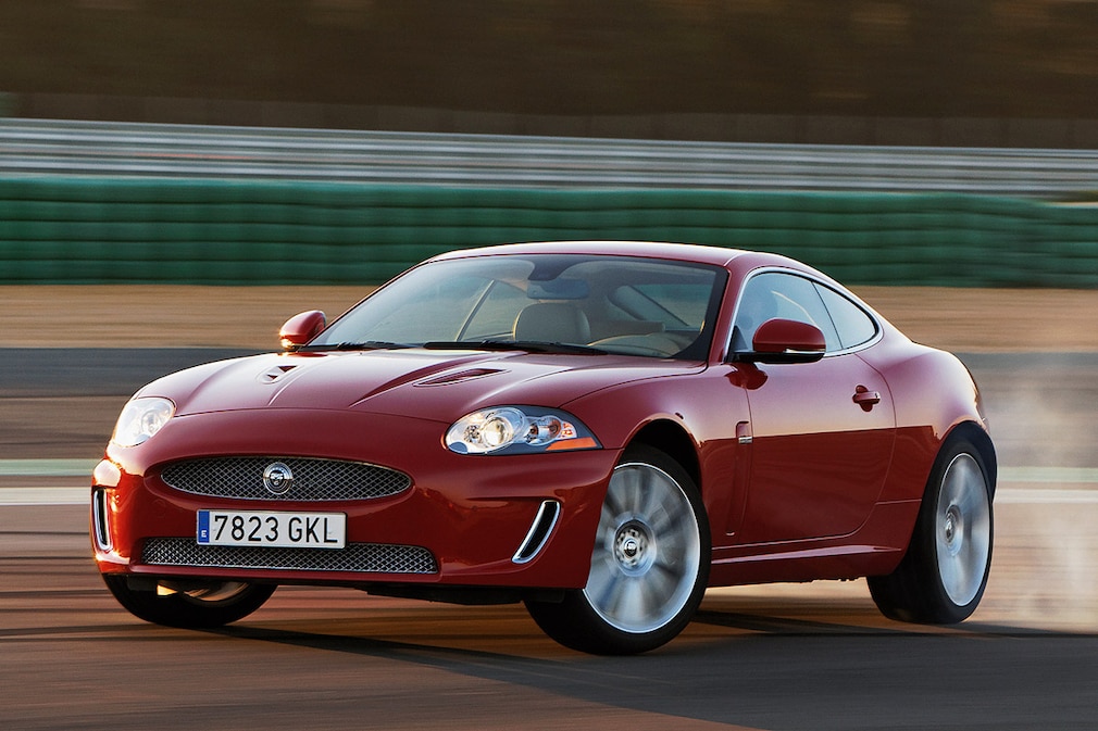 Jaguar XKR
