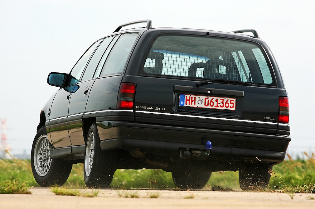 Opel Omega 2.0i Caravan