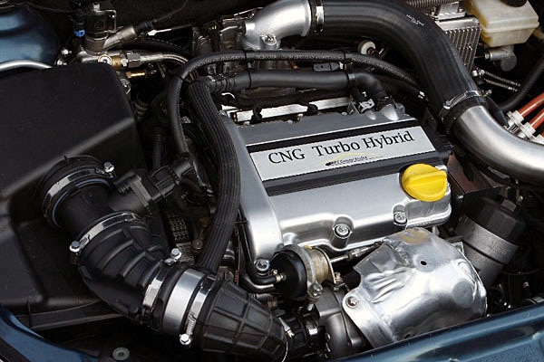 Opel Astra CNG mit Hybrid