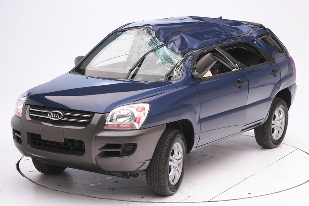Schlechtestes Ergebnis beim Überroll-Crashtest bekam der Kia Sportage.
