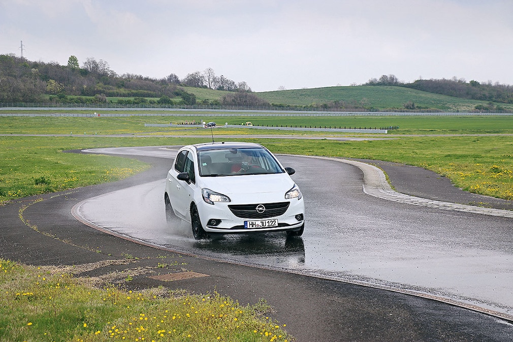 Opel Corsa - Ganzjahresreifen 2017