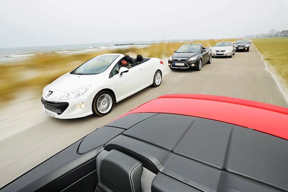 Opel Astra TwinTop 1.9 CDTI Peugeot 308 CC Hdi 140 Ford Focus CC 2.0 TDCi VW Eos 2.0 TDI Renault Mégane CC 2.0 dCi