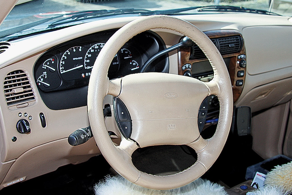 Ford Explorer (2001)