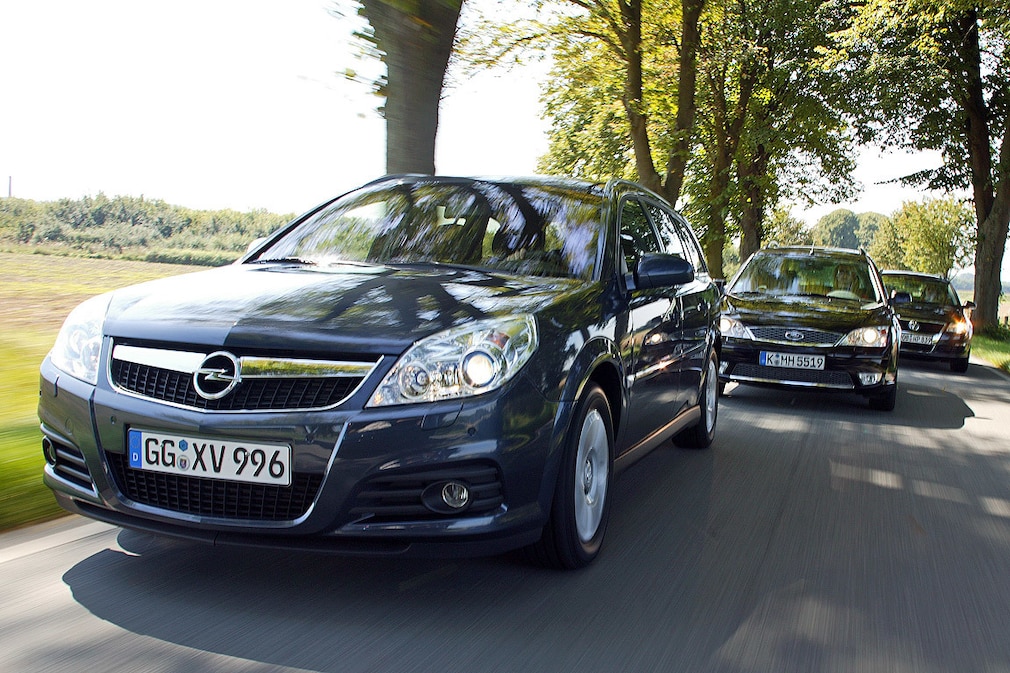 Opel Vectra Caravan 1.9 CDTI Ford Mondeo Turnier 2.0 TDCi VW Passat Variant 2.0 TDI