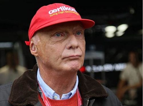 Völlig losgelöst: Niki Lauda will als Pilot noch weiter nach oben