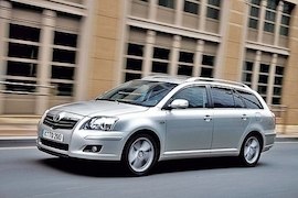 Test Toyota Avensis Combi 2.0 D-4D