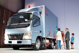 Mitsubishi Canter Eco Hybrid