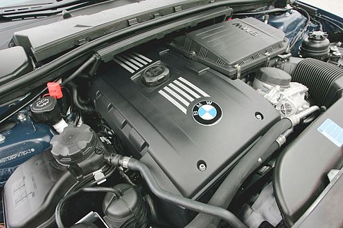 Das Beste am 335i: der bärenstarke Motor.