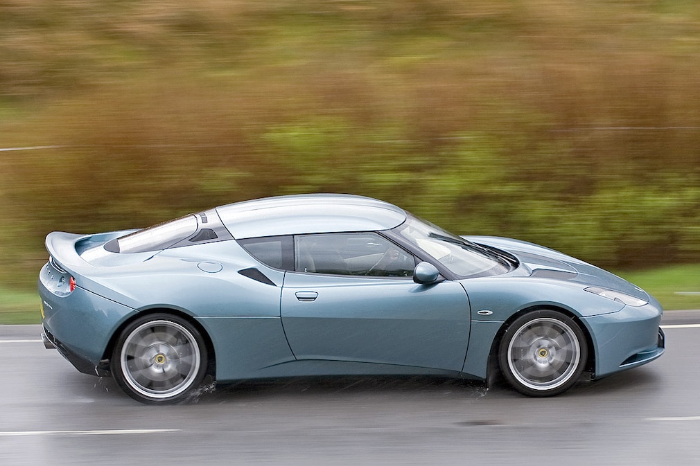 Lotus Evora 2+2