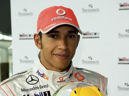 Lewis Hamilton beim gestrigen PR-Termin für Steinmetz in Woking