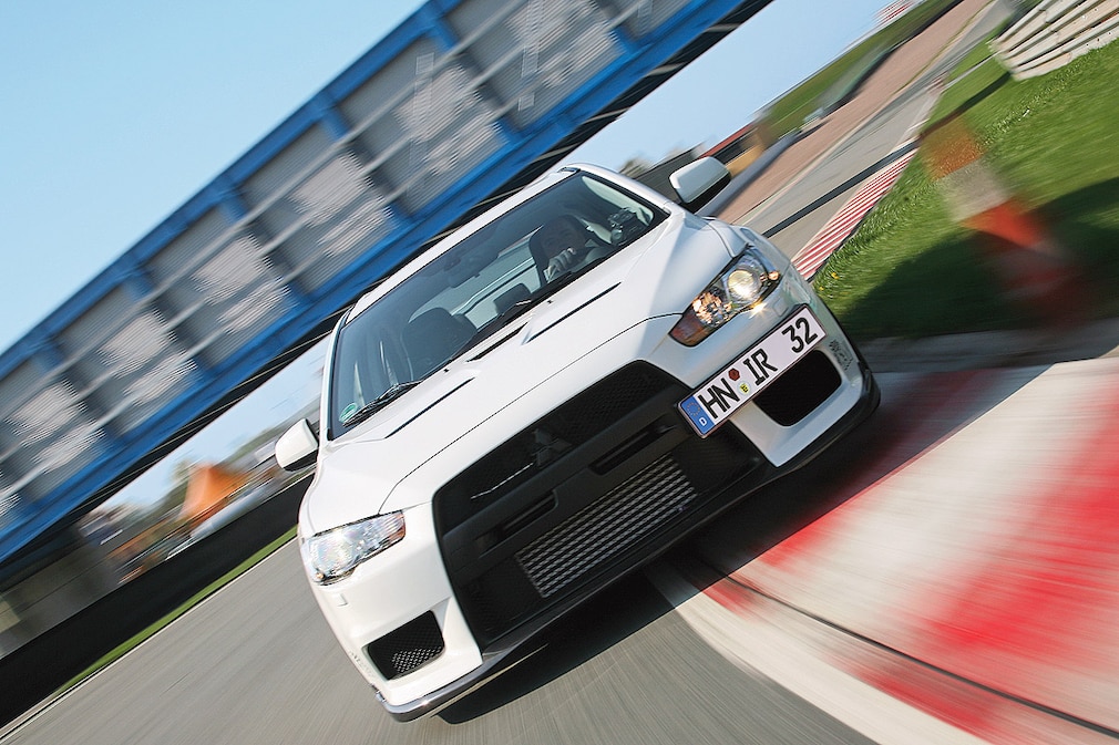 Mitsubishi Importracing Lancer Evolution