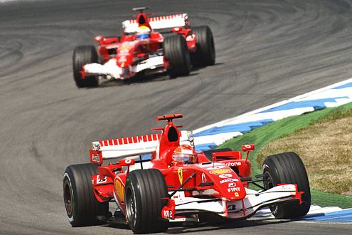 Schumacher vor Massa: Mit dem Doppelsieg am Hockenheimring zeigt Ferrari deutlich: Wir sind wieder da!
