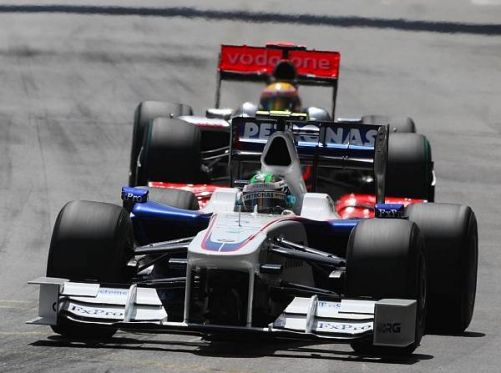 Nick Heidfeld kollidierte in der ersten Kurve mit Lewis Hamilton