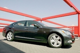Test Lexus LS 460 gegen Mercedes S-Klasse