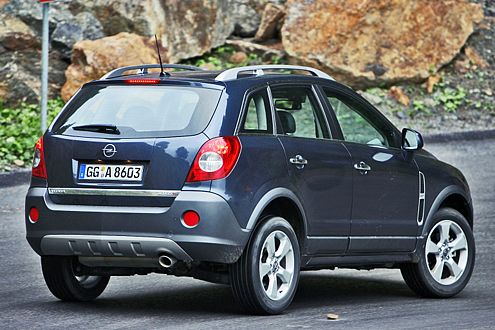 Parkpilot empfohlen: Die D-Säule behindert die Sicht beim Rangieren.