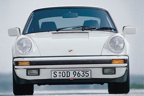 Der Porsche 911 Carrera: Mit 231 PS lief er schon Mitte der 80er-Jahre stolze 245 km/h.