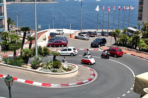 Die Rennstrecke von Monaco: In gemächlichem Tempo lässt sich die Aussicht genießen.