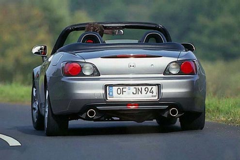 Honda S2000: Cabrio-Fahrspaß mit Hochdrehzahlkonzept.