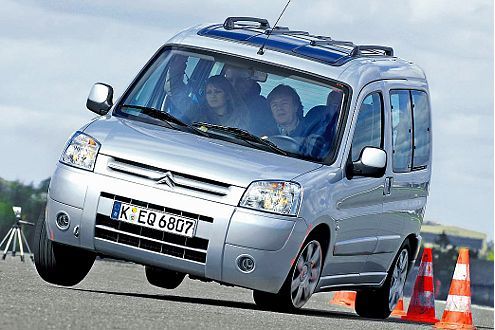 Citroën Berlingo First beim Elchtest