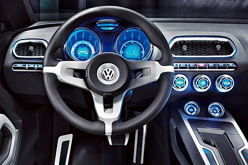 Fast wie damals: Das Cockpit ist an das des 74er-Modells angelehnt.