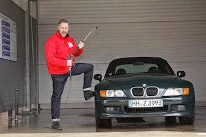 Auto pflegen: Tipps für ein langes Autoleben - AUTO BILD