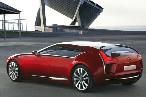 Technologieträger mit Diesel-Hybridantrieb: der C-Métisse.