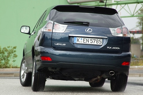 Lieber Hybrid? Fast die Hälfte der RX-Fahrer liebäugelt mit dem 400h.