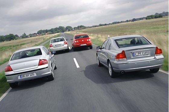 Test Passat, S60, 407, Avensis