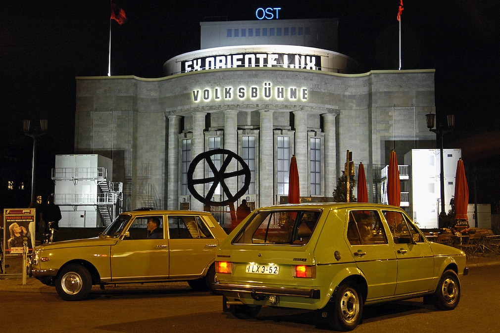 VW Golf gegen Wartburg 353