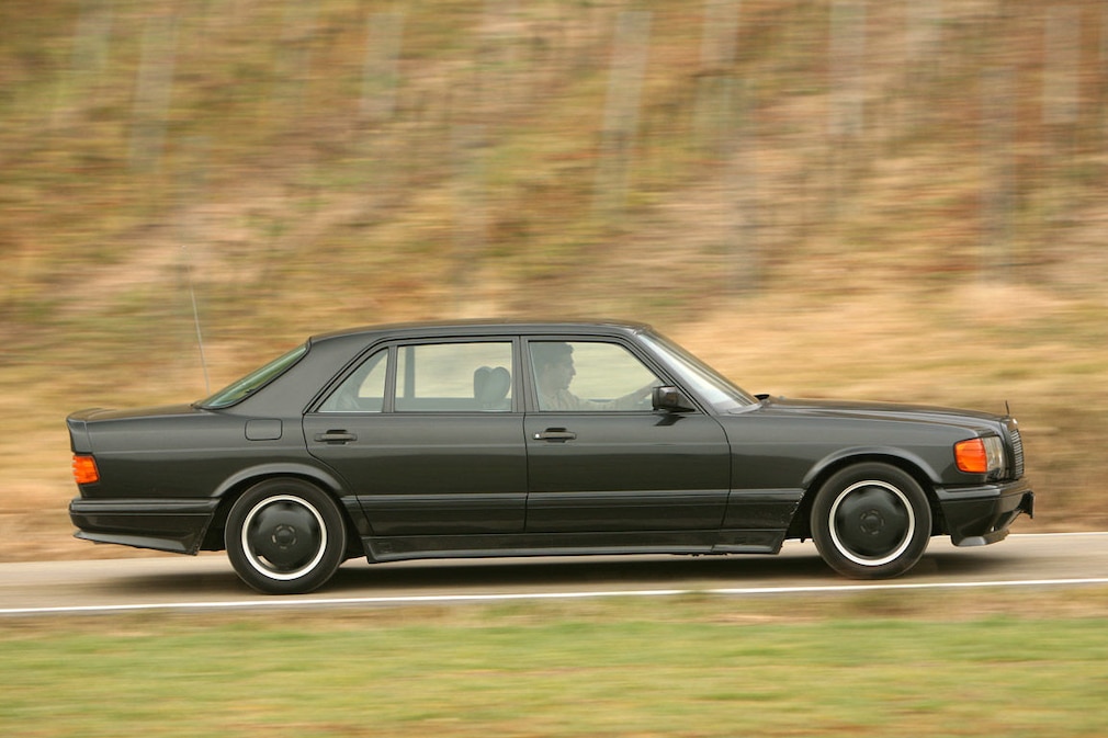 Mercedes-Benz 560 SEL 6.0 AMG