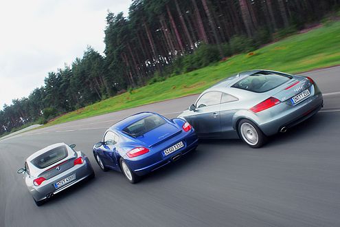 Während der Audi sich gesittet gibt, beißen BMW und Porsche ordentlich zu.