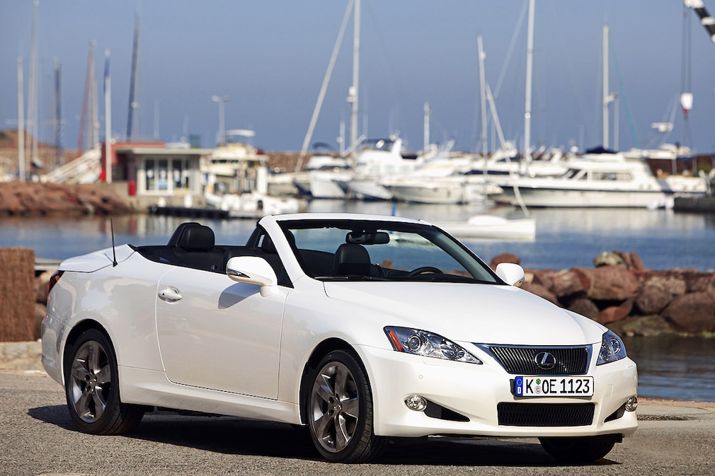 Lexus IS 250C