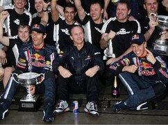 Sebastian Vettel, Christian Horner und Mark Webber bilden derzeit ein gutes Gespann