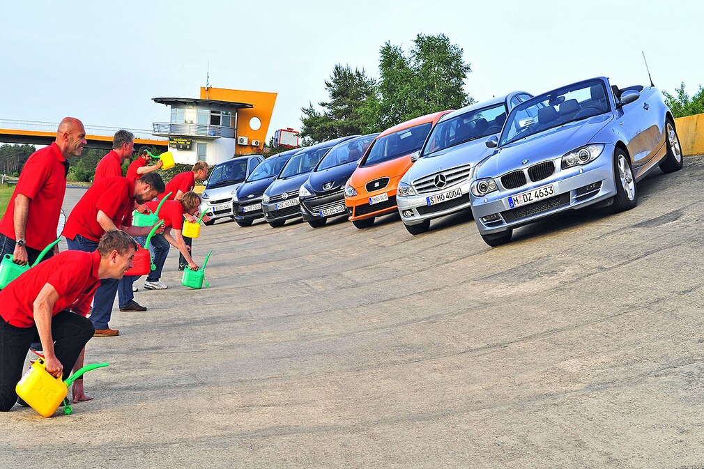 Smart Fortwo Brabus Ford Fiesta 1.6 Ti-VCT VW Golf 1.4 TSI DSG Peugeot 308 CC HDi 140 Seat Leon FR 2.0 TDI Mercedes C-Klasse C 250 CDI 1er BMW 123d Cabrio