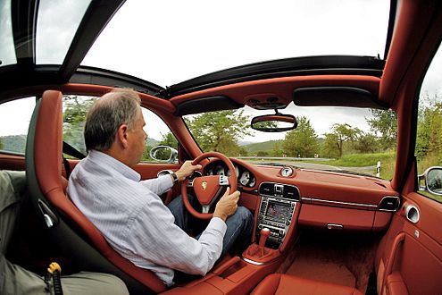 Mehr Licht, mehr Luft  für 91.843 Euro gibt's den Elfer verglast.